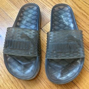 Fenty puma jelly slides